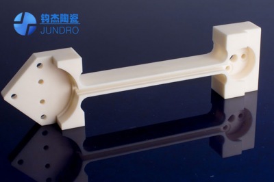 半導體行業：氧化鋁陶瓷發展的又一個里程碑！
